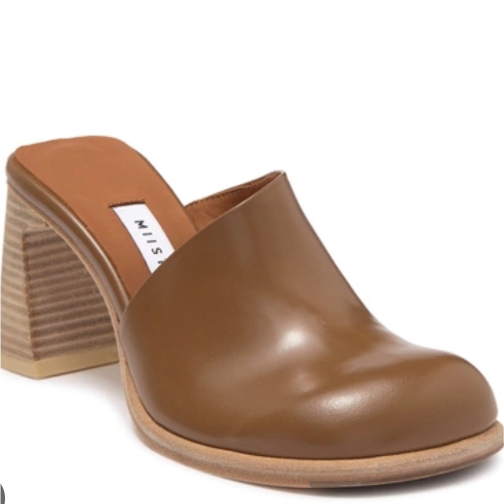 Miista Pre-owned GUC $405 Rebecca Peanut Mules And Clogs Sz 39 In Beige